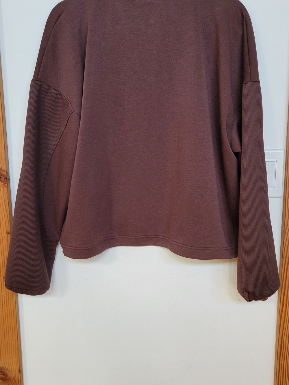 BNWOT Spyder Cropped Brown Half-Zip Pullover Sweatshirt - Picture 2 of 6